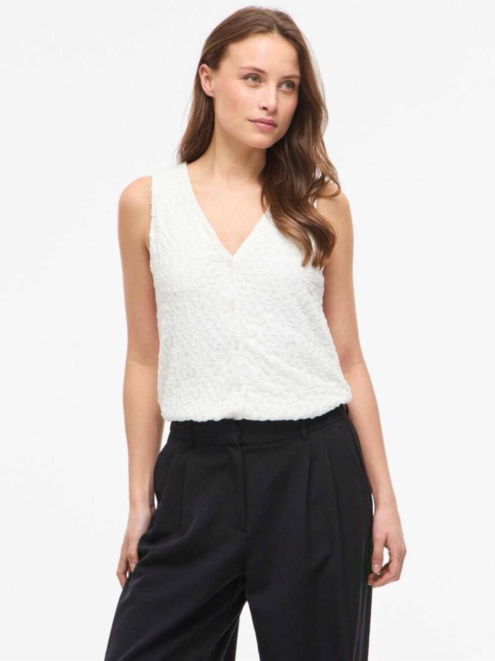 Melanie Lyne V-Neck Sleeveless Lace Top